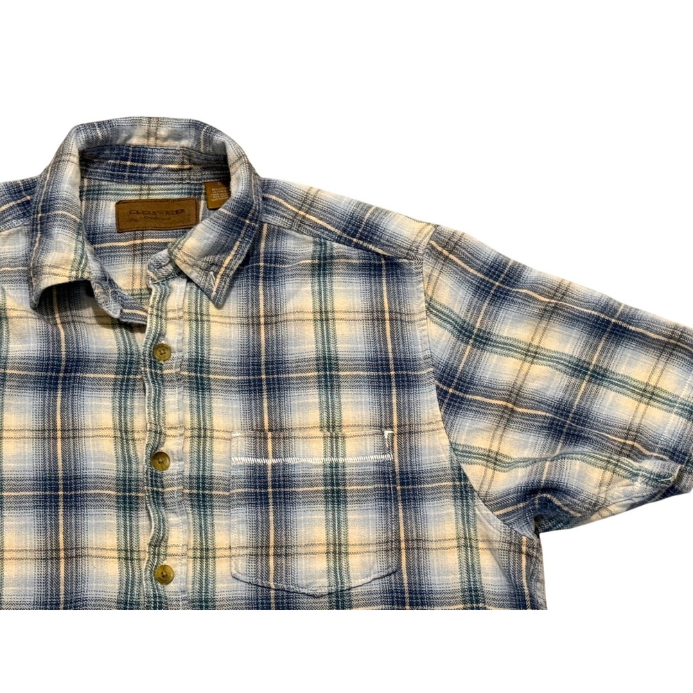Clearwater Outfitters Sz Medium Plaid Button‎ Down Short Sleeve Blue